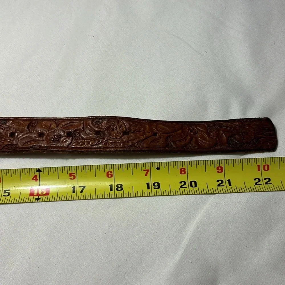 Vintage COWBOY BOOTS Belt Buckle and Leather Belt